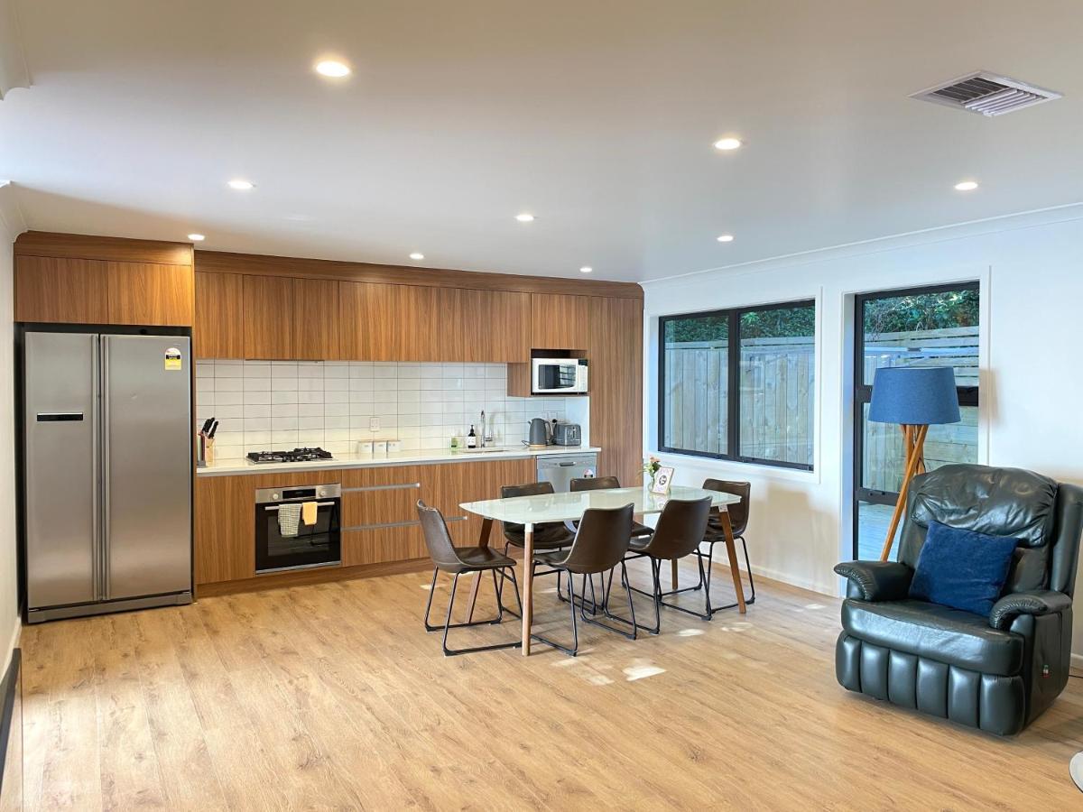 No Party Allowed, Entire Brand New 3 Bedroom Townhouse, Free Unlimited Fibre Wifi And Free Parking Wellington Kültér fotó