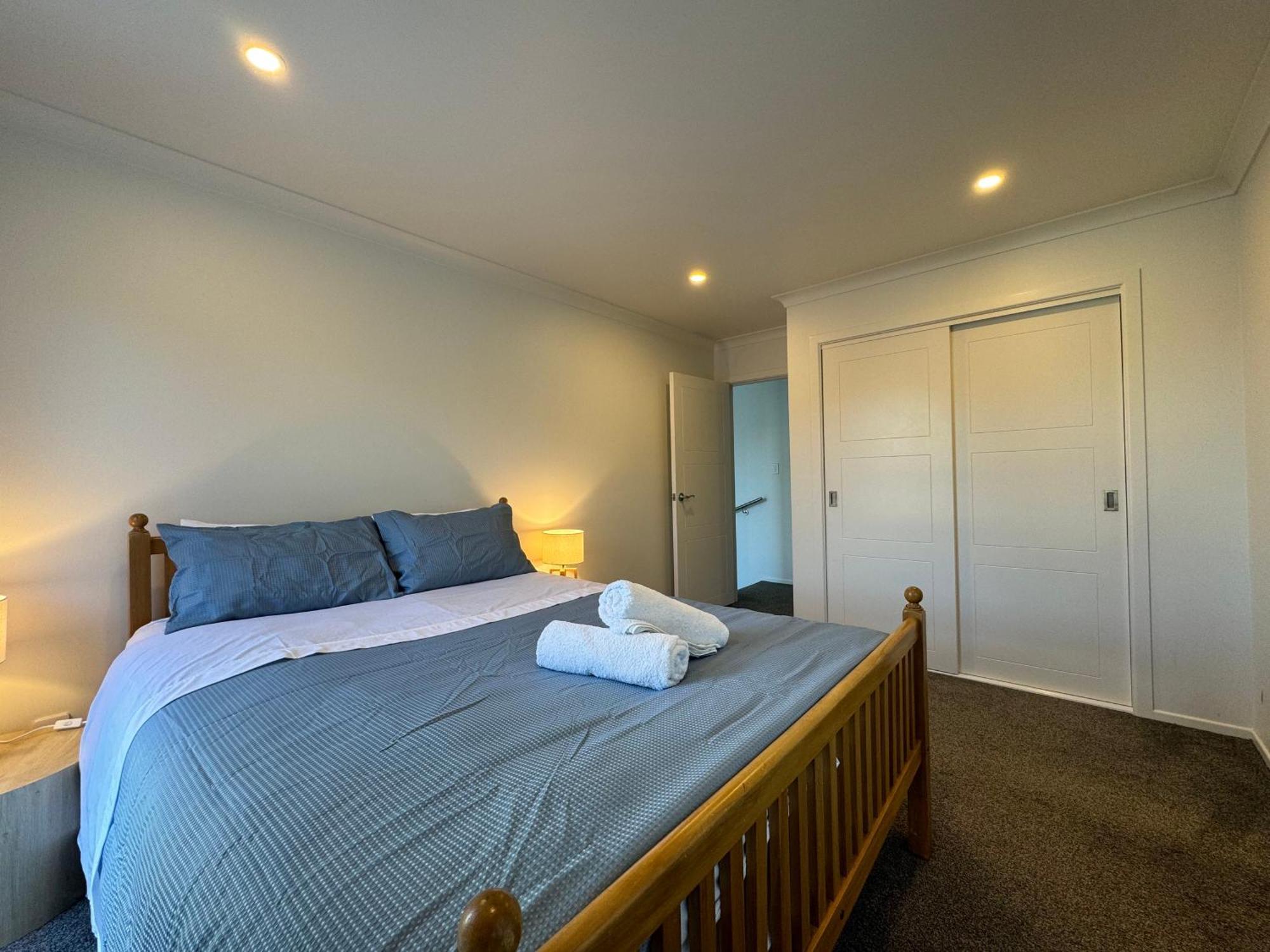 No Party Allowed, Entire Brand New 3 Bedroom Townhouse, Free Unlimited Fibre Wifi And Free Parking Wellington Kültér fotó