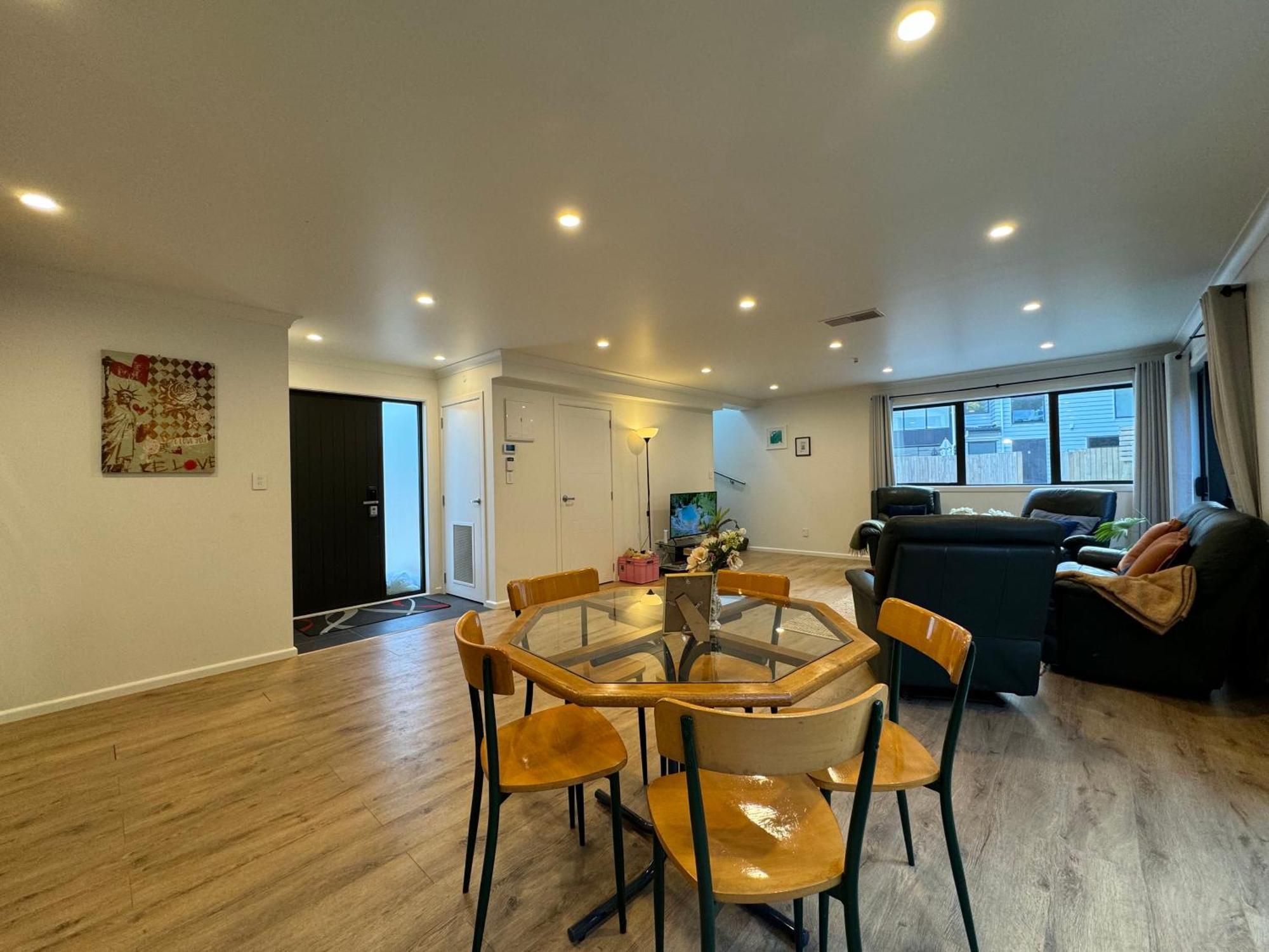 No Party Allowed, Entire Brand New 3 Bedroom Townhouse, Free Unlimited Fibre Wifi And Free Parking Wellington Kültér fotó