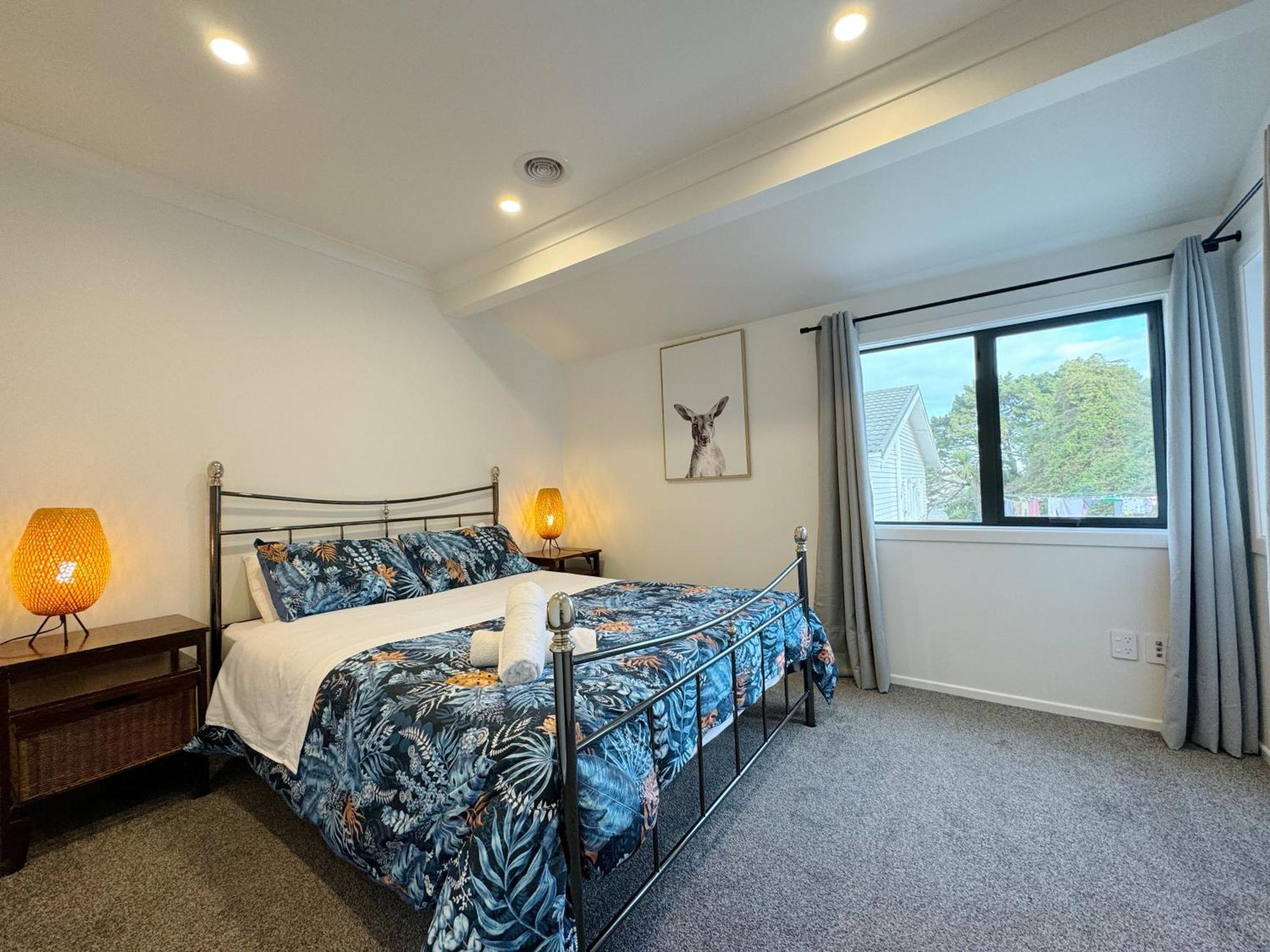 No Party Allowed, Entire Brand New 3 Bedroom Townhouse, Free Unlimited Fibre Wifi And Free Parking Wellington Kültér fotó