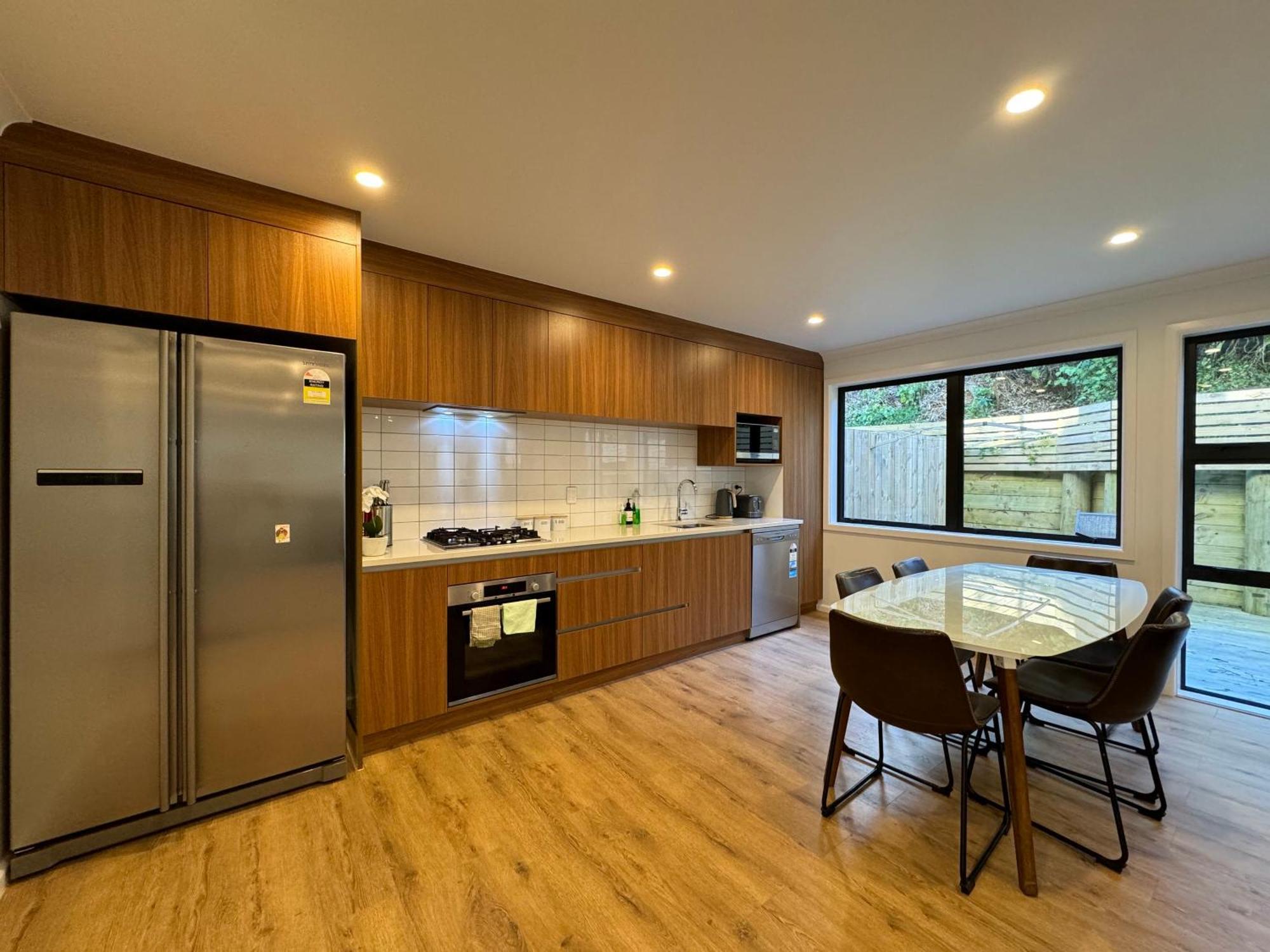 No Party Allowed, Entire Brand New 3 Bedroom Townhouse, Free Unlimited Fibre Wifi And Free Parking Wellington Kültér fotó
